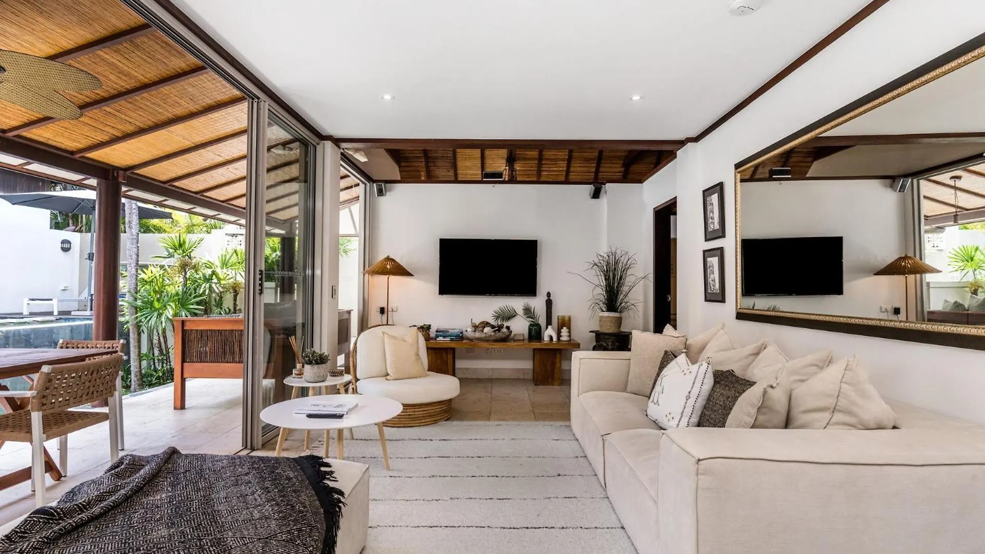 Amala Villa Byron Bay 0*,